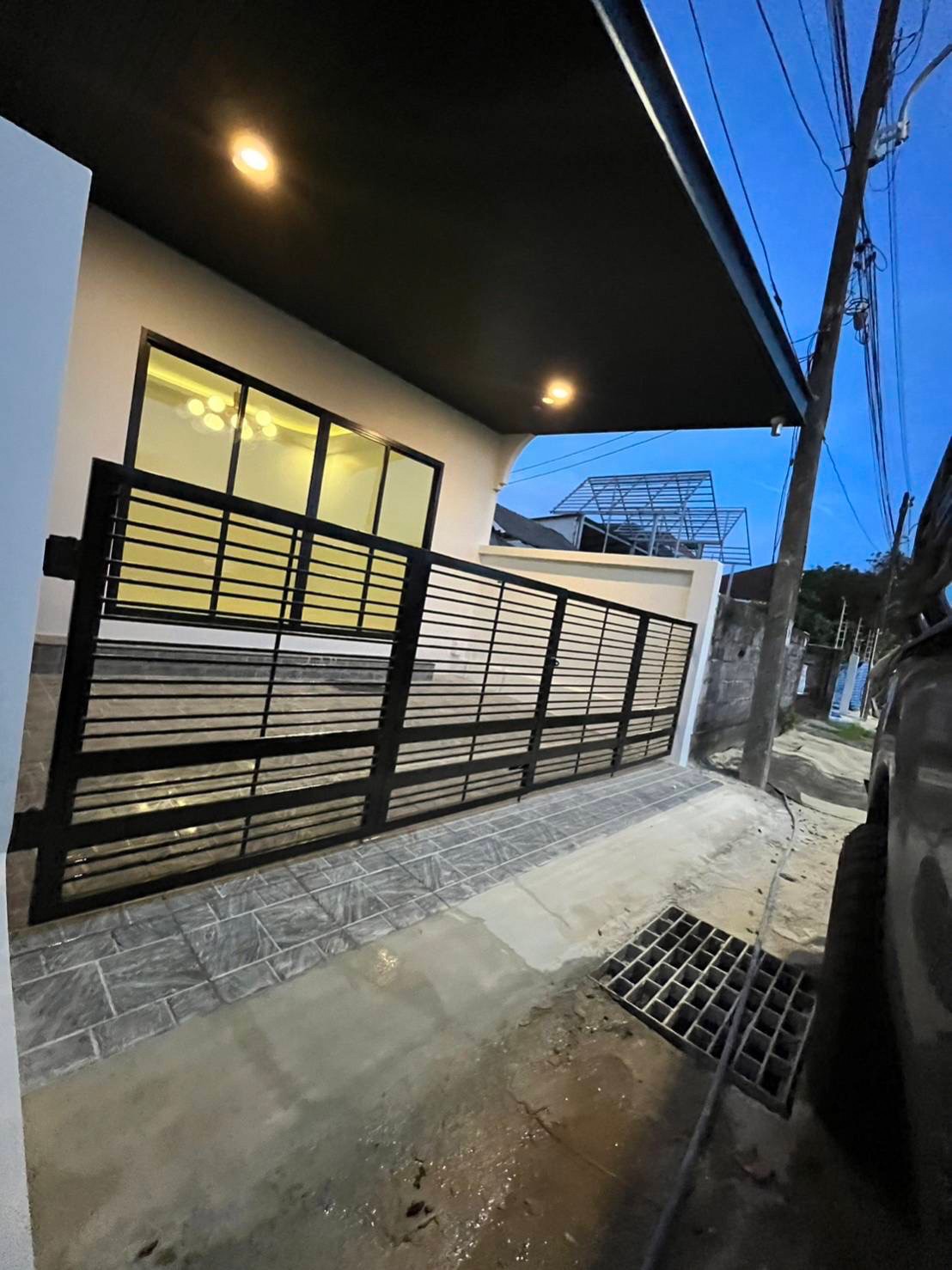 Soi Sai Thong - Newly renovated house 4